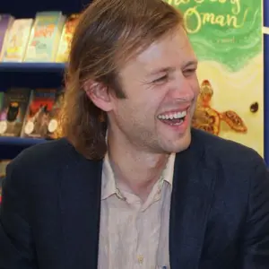 Retrato de Mac Barnett