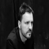 Retrato de  Kirmen Uribe