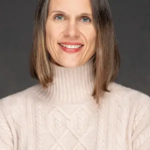 Retrato de Julie Menanno