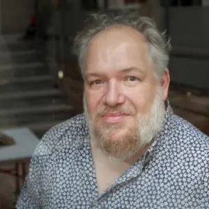 Retrato de Mathias Enard