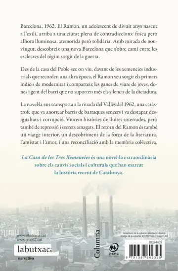 Contraportada La Casa de les Tres Xemeneies