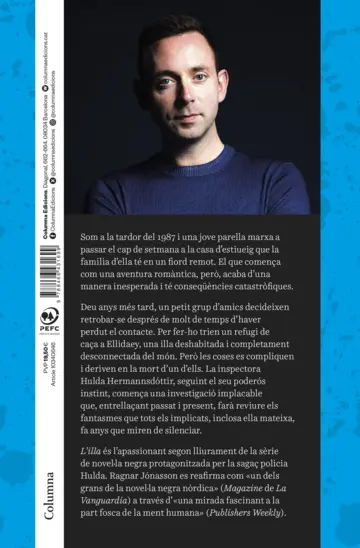 Contraportada L'illa (Sèrie Inspectora Hulda 2)