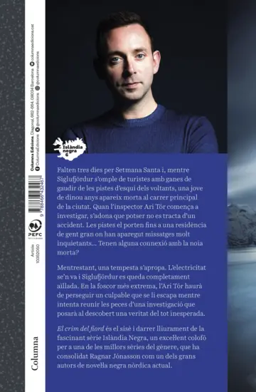 Contraportada El crim del fiord (Sèrie Islàndia Negra 6)